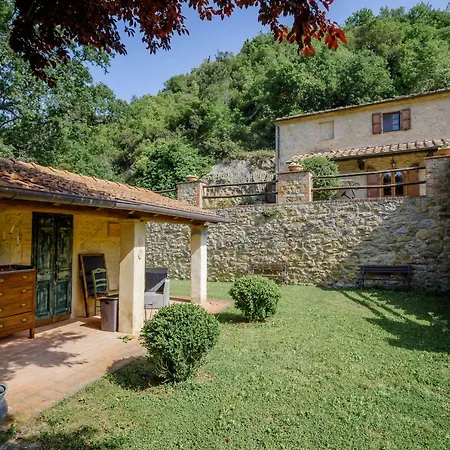 Loghino 3* Volterra
